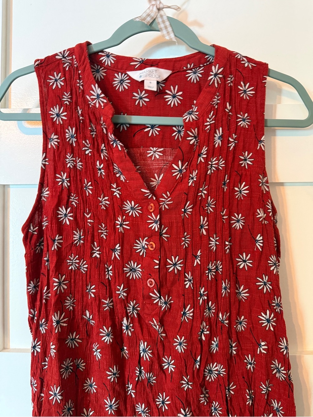 NWOT Market & Spruce Red Daisy-Print Sleeveless Button Front Camisole - XL